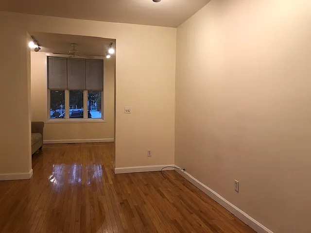 1513 N Claremont Ave #1 — Photo 19