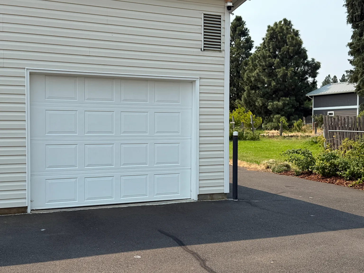 3837 Fairview Dr — Photo 4