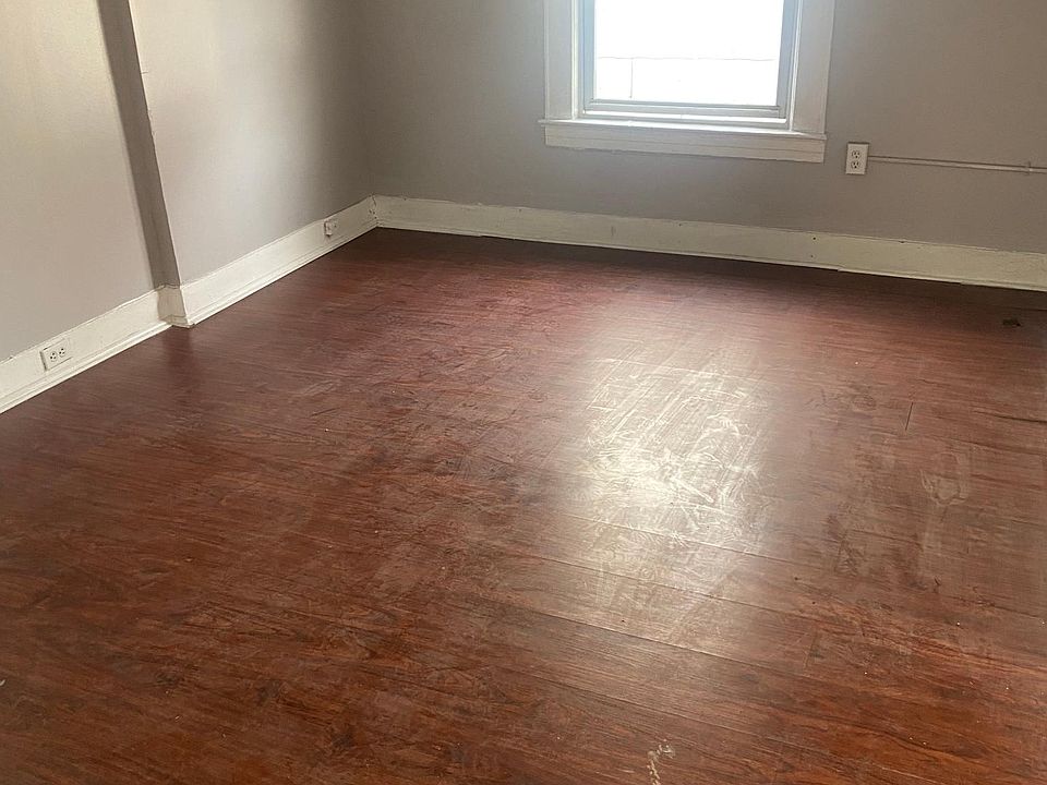 1st image of 104 W Grove Ter #10