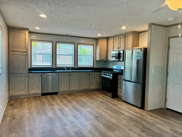 1250 Strandwyck — Photo 19