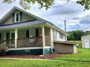 2952 Rockford Rd, Dobson, NC 27017