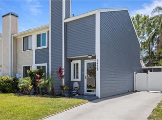 6428 Rockpointe Dr, Tampa, FL 33634