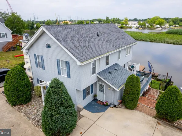 55 Edgewater Ave, Westville, NJ 08093