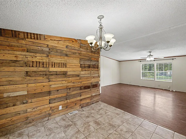 17685 Todd St — Photo 30