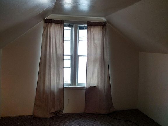 4th image of 2221 W Forrest Hill Ave
