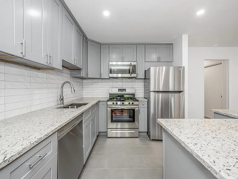 Parkside Apartments at Croton On Hudson — Photo 19