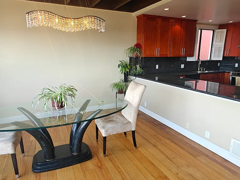 35 Avalon Dr — Photo 11