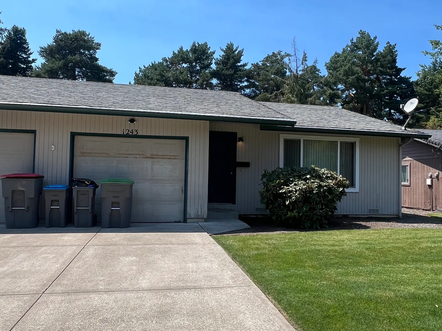 2 bed, 1000 sqft, $1,775 — Photo 2