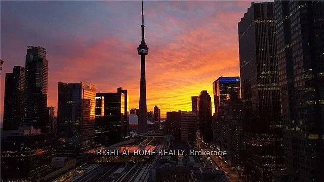 8 The Esplanade #4403 — Photo 3