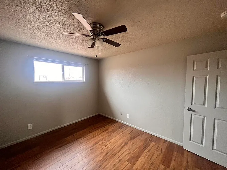 423 Dallas St SE #A — Photo 24