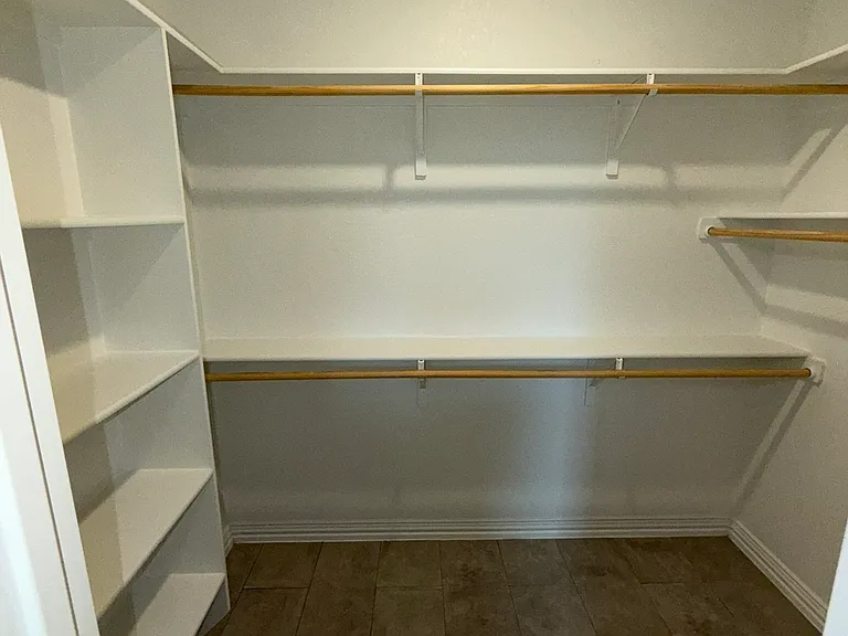 3314 Fenway Cir — Photo 14