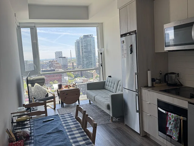 70 Princess St #1708-E — Photo 2
