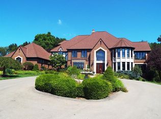 141 Carriage Hill Dr, Mars, PA 16046