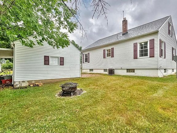 4th image of 5 Belmont Ave