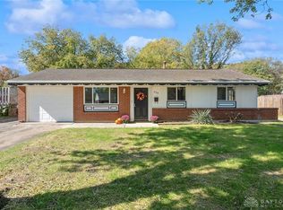 209 W Routzong Dr, Fairborn, OH 45324