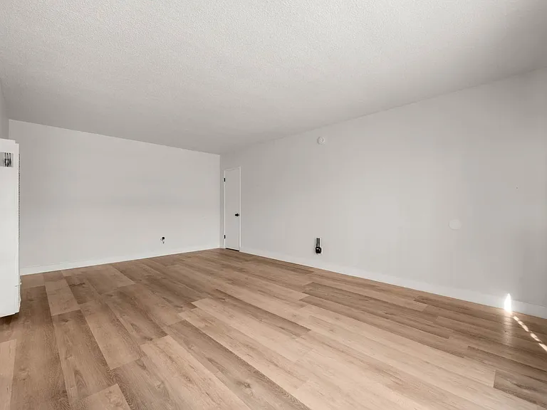 3862 S Potomac Ave — Photo 21