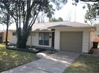 8427 Sonneville Dr, Houston, TX 77080