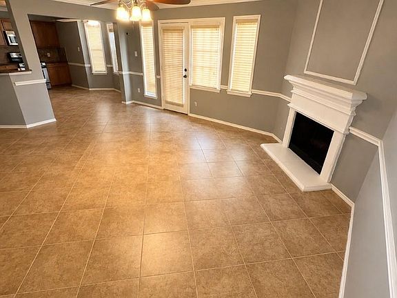 3rd image of 4223 Bluestem St