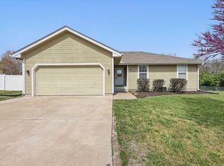 3413 SE Gilmore St, Topeka, KS 66605