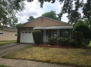 15 Beaumont Ct, Toms River, NJ