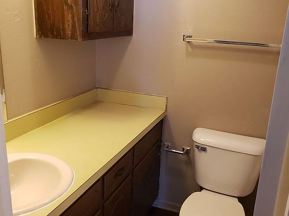 2nd image of 5825 NW 34th St #14