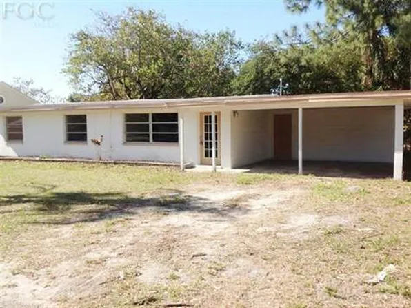 1265 Gramac Dr, North Fort Myers, FL 33917