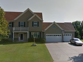 1459 River Shore Dr, Hastings, MN 55033
