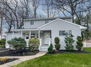 24 Half Acre Rd, Jamesburg, NJ 08831