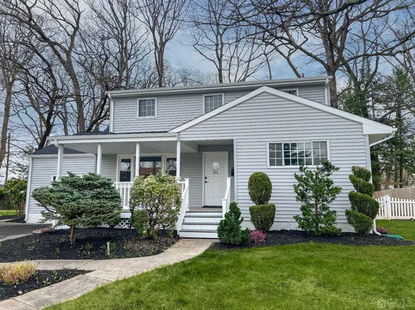 24 Half Acre Rd, Jamesburg, NJ 08831