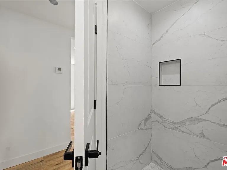 3748 Veteran Ave — Photo 13