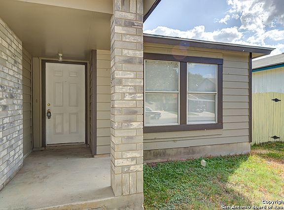 5th image of 9958 Misty Plain Dr