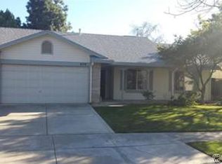 870 University Dr, Merced, CA 95348