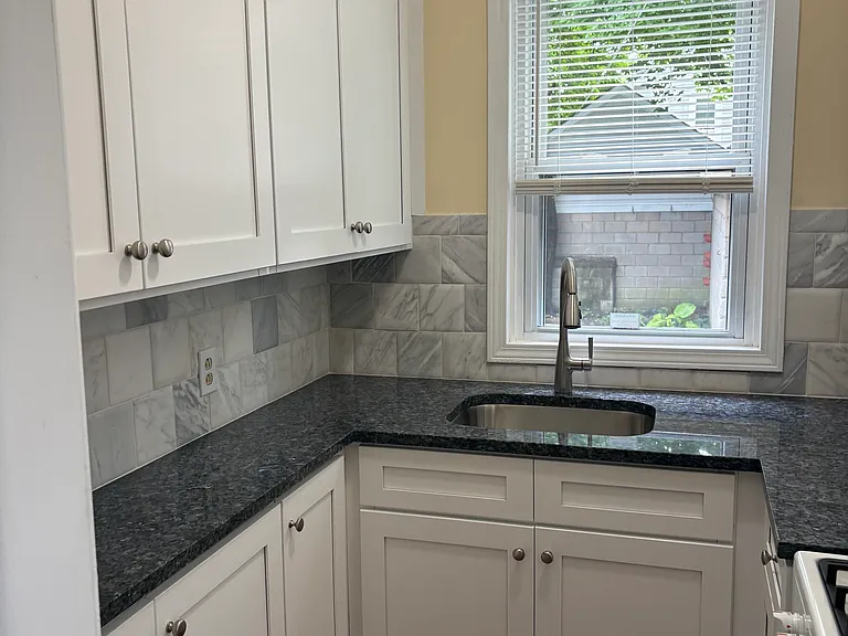 35 Pinehurst Ave #1 — Photo 1