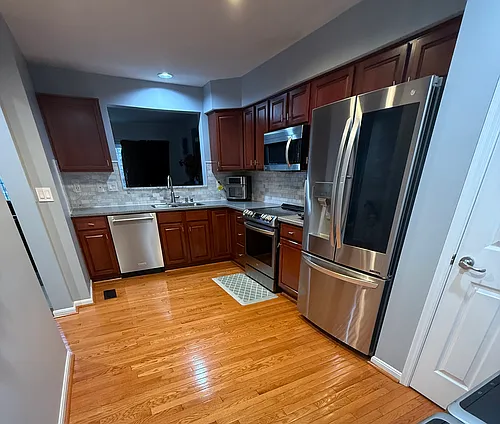 8560 Wiltshire Way Photo 1