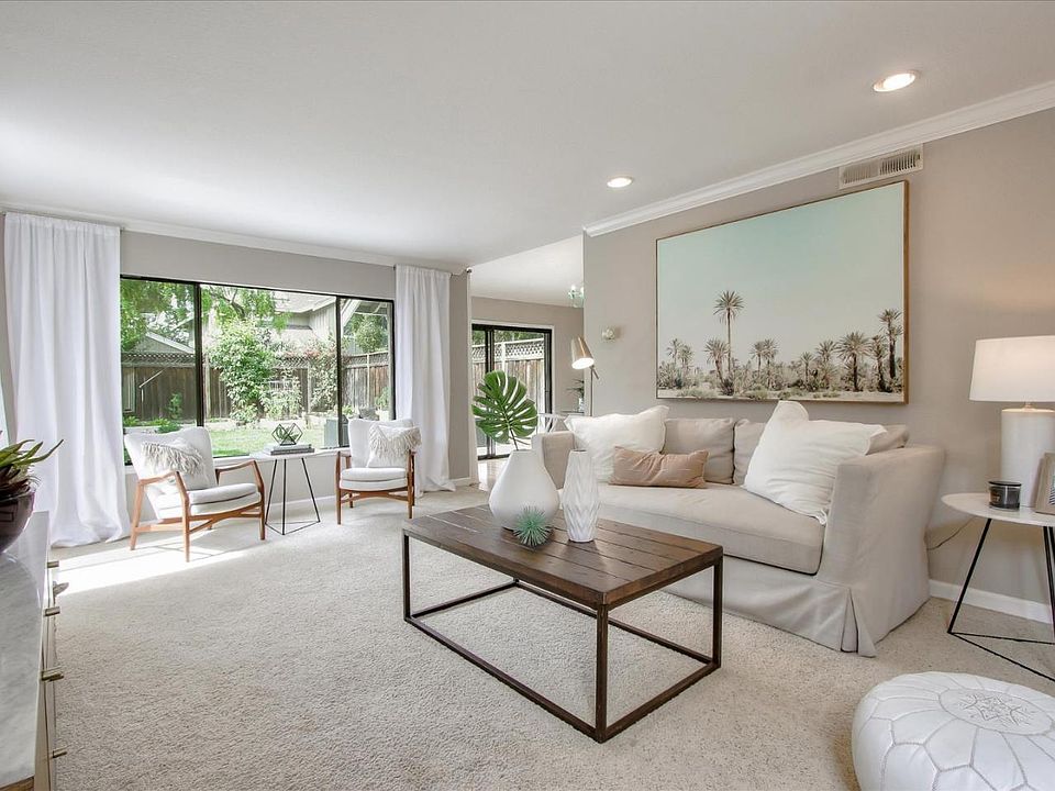 1st image of 3023 Greenbriar Ct