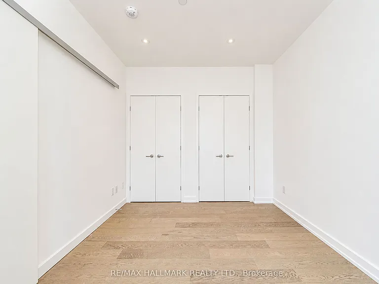 1315 Bay St #1901 — Photo 13
