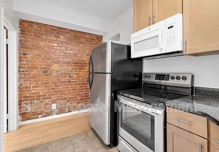 1217 Duncan Pl NE — Photo 4