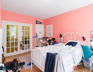 Rented by Wave Real Estate Group