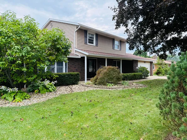 65 Renfrew Dr, Shelby, OH 44875