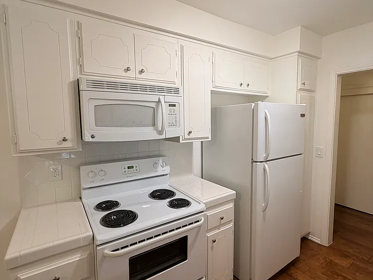 11935 Dorothy St #203 — Photo 18