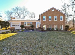 1541 Coat Ridge Rd, Herndon, VA 20170