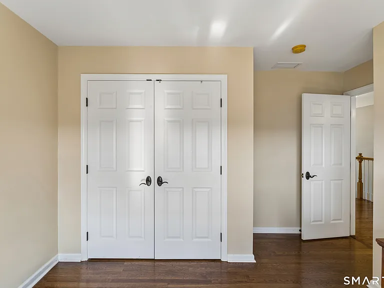 181 Martha Way — Photo 34