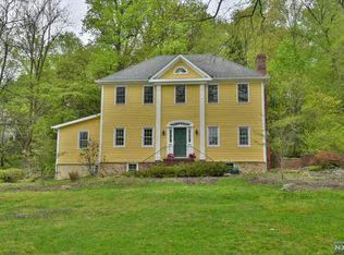 94 Woodland Rd, Montvale, NJ 07645