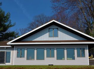 3410 West Higgins Lake Drive, Higgins Lake, MI 48627