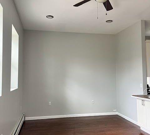 3rd image of 376 Kennedy Blvd APT 1F