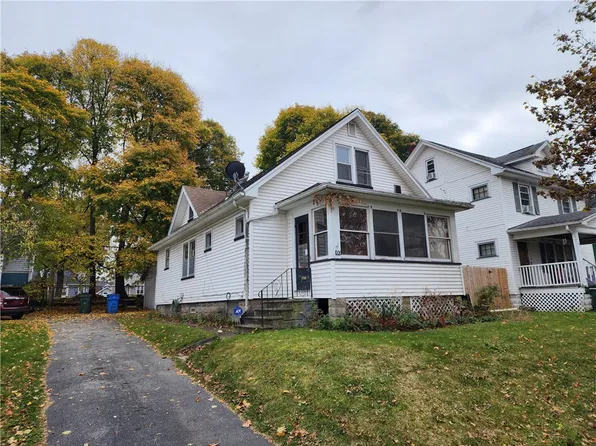 60 Cliffmor St, Rochester, NY 14609