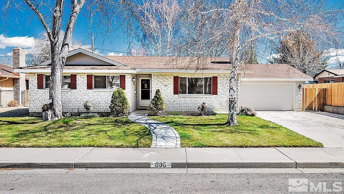 805 Saratoga Way photo 1