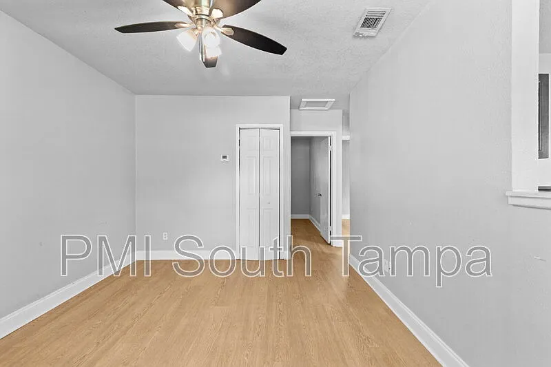 2 bed, 1.0 bath, 650 sqft, $1,795 — Photo 3