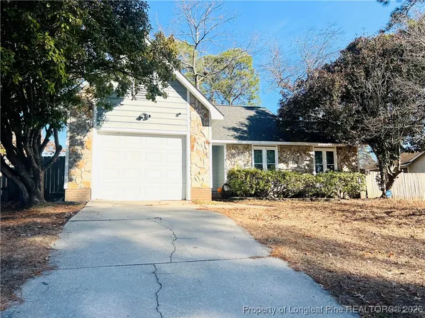 7236 Shady Grove Ln, Fayetteville, NC 28314