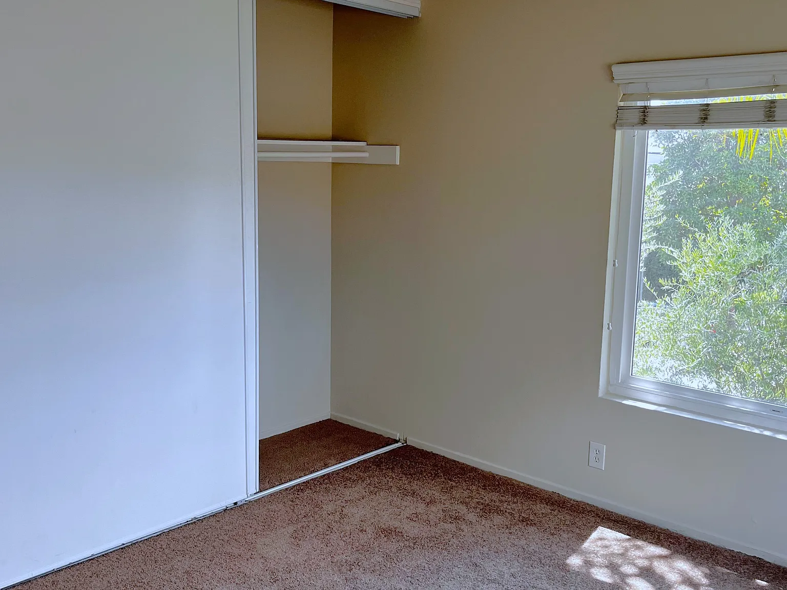 2 bed, 900 sqft, $2,375 — Photo 4